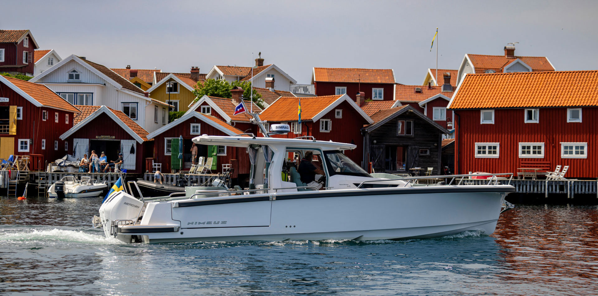 Nimbus-Boats-Sport-Tender-35-Gallery-Exterior-4-1920×950
